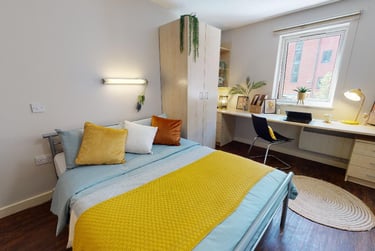 iQ Fiveways House Student Halls, North Road, City Centre, Wolverhampton, WV1 1HR - Image 1